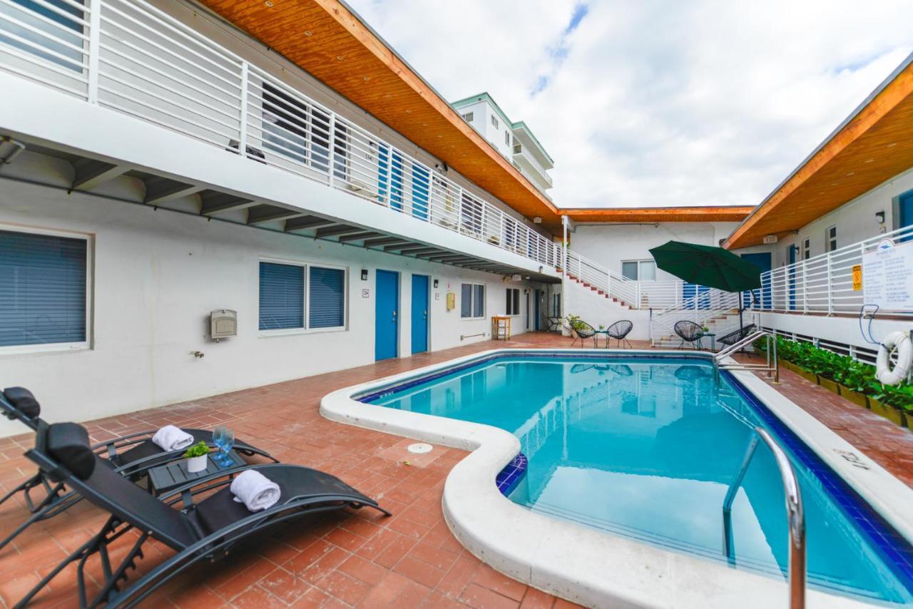 הוליווד Cozy 1 Bedroom With Pool Steps From The Beach #47 מראה חיצוני תמונה